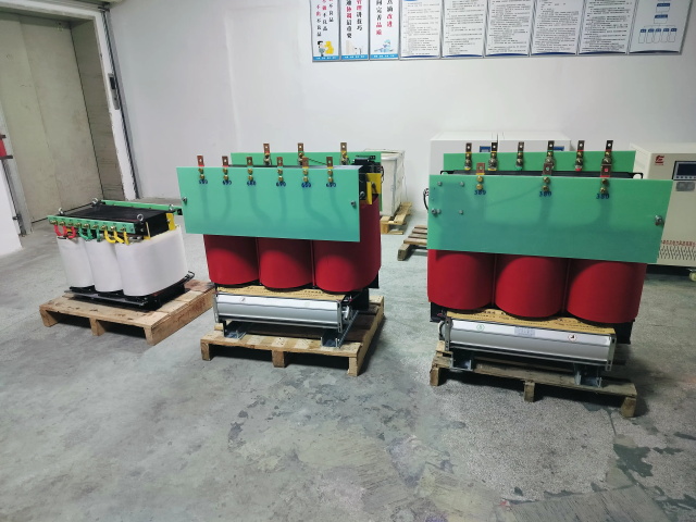 泰和KS11-1000KVA矿用变压器